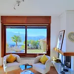 House In With Garden And Views Дом отдыха *