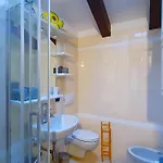 Дом отдыха House In With Garden And Views