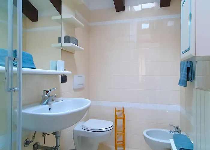 Дом отдыха House In With Garden And Views *