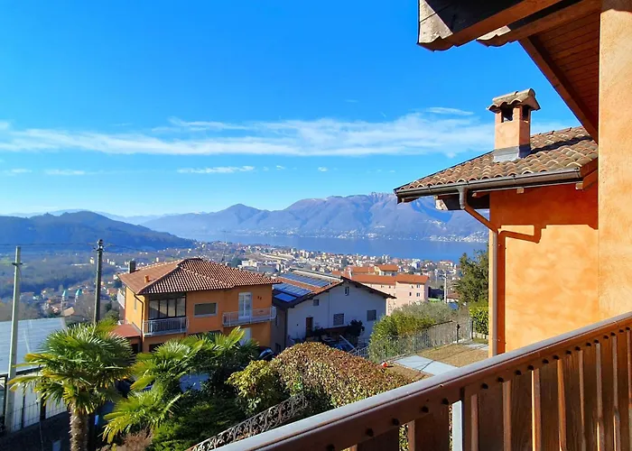 Дом отдыха House In With Garden And Views