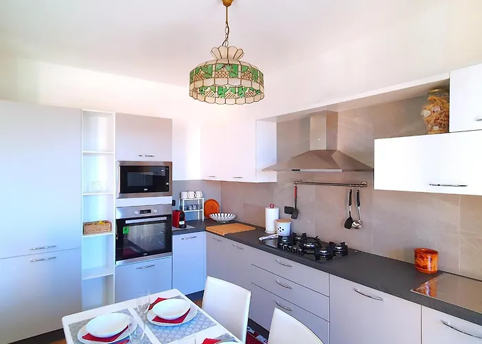 House In With Garden And Views