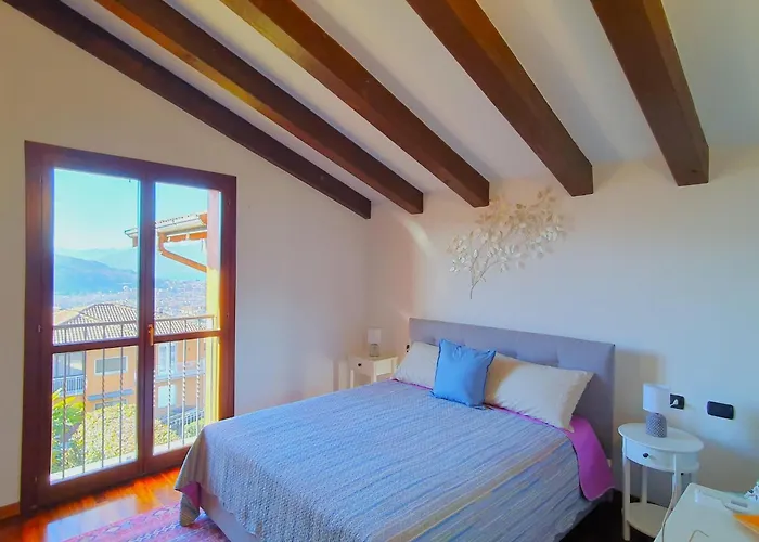 House In With Garden And Views Dom wakacyjny Luino