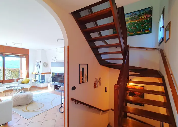 House In With Garden And Views Dom wakacyjny Luino