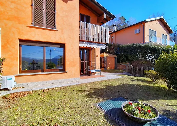 House In With Garden And Views Dom wakacyjny Luino